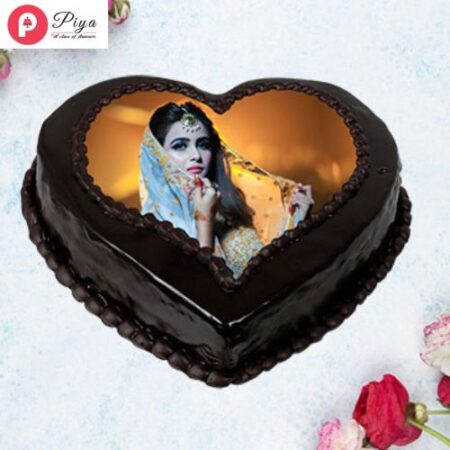 Heart-Shaped-Truffle-Photo-Cake